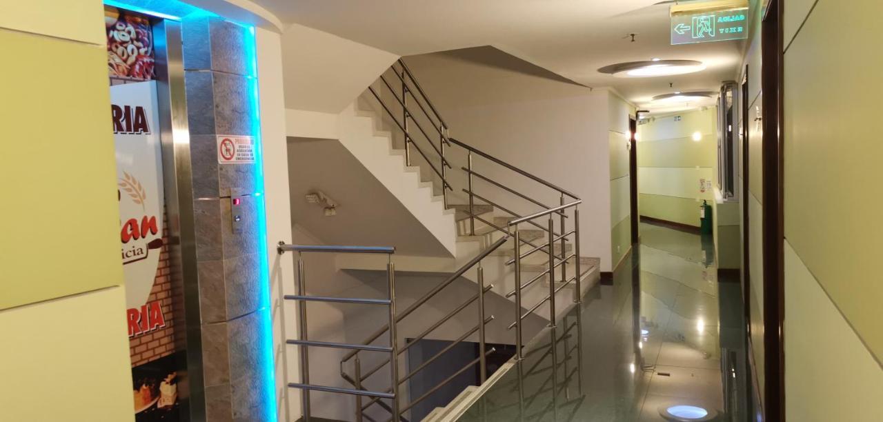 Hotel Dubai マニサレス エクステリア 写真